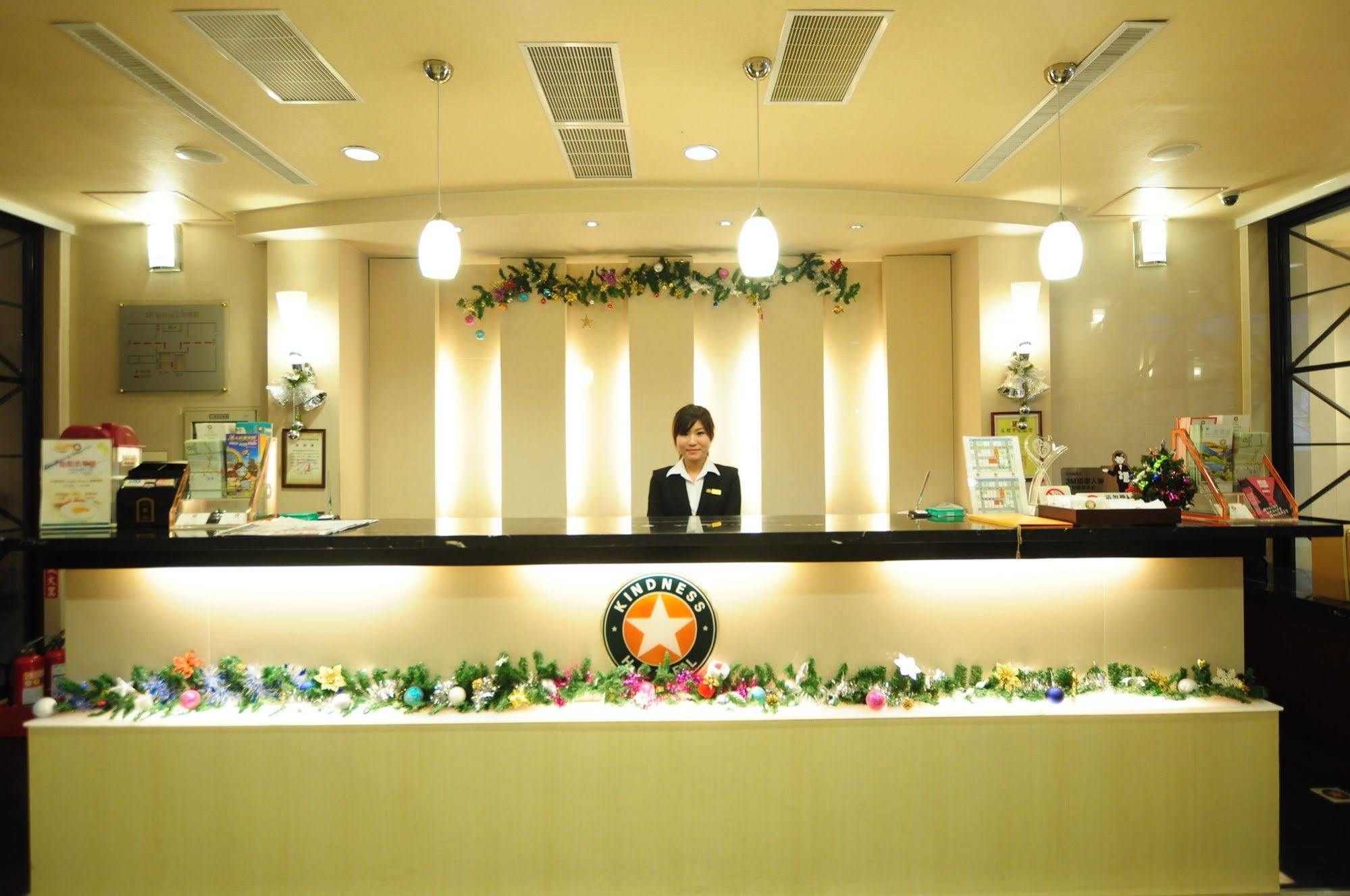 ホテルKindness Xin Jue Jiang 高雄市 エクステリア 写真